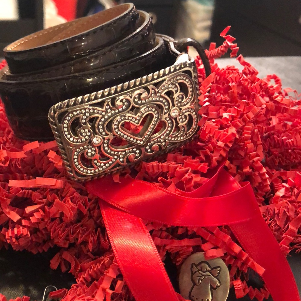 Brighton 32” leather belt w/ crystal hearts buckle